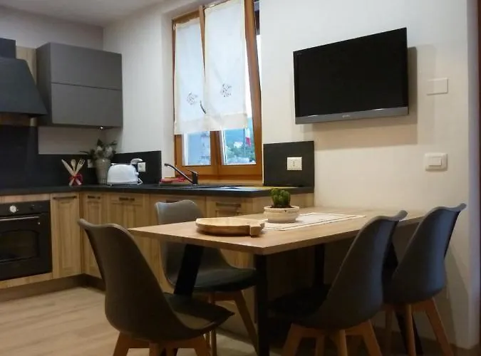 Vecchia Contrada Oda ve Kahvaltı Provaglio Val Sabbia